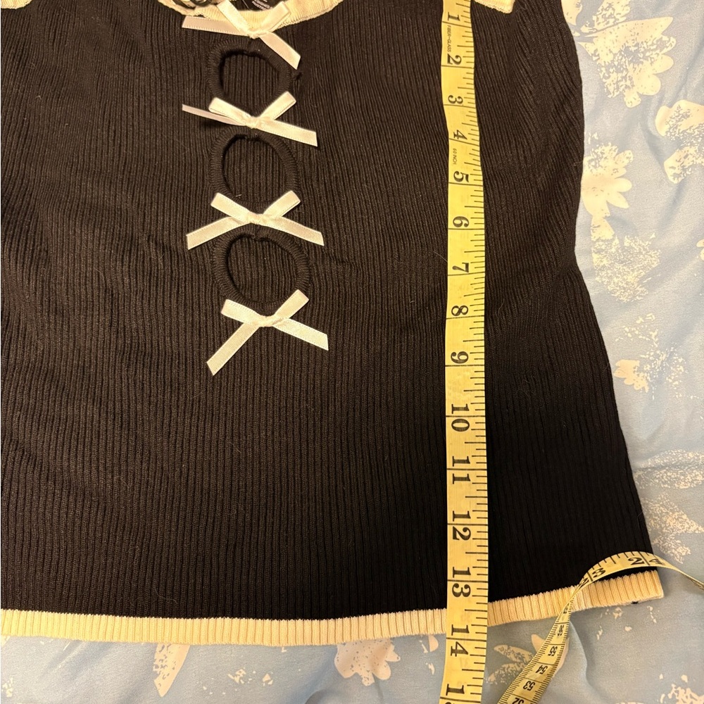 Lioness Black Camisole with Cream Trim and Bow Accent cut outs - Picture 3 of 5